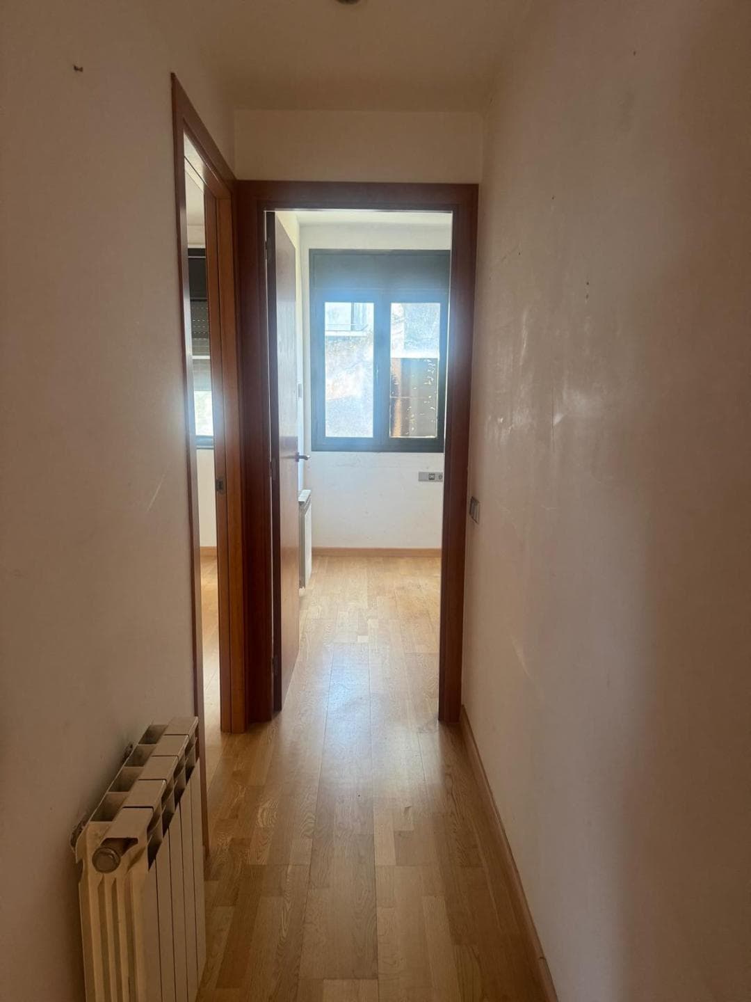 OCASIÓN , 2 habitaciones y 2 baños en finca seminueva de pocos años, exterior y muy bien situado