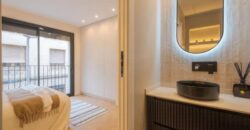 REF: WEB. Vivienda en carrer de panissars 6 a estrenar,estilo casa y tipo ático, única vivienda en edificio, piscina,terraza, jto m -bus-trenes en Barcelona